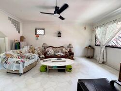 Blk 10 Toh Yi Gardens (Bukit Timah), HDB Executive #558893631